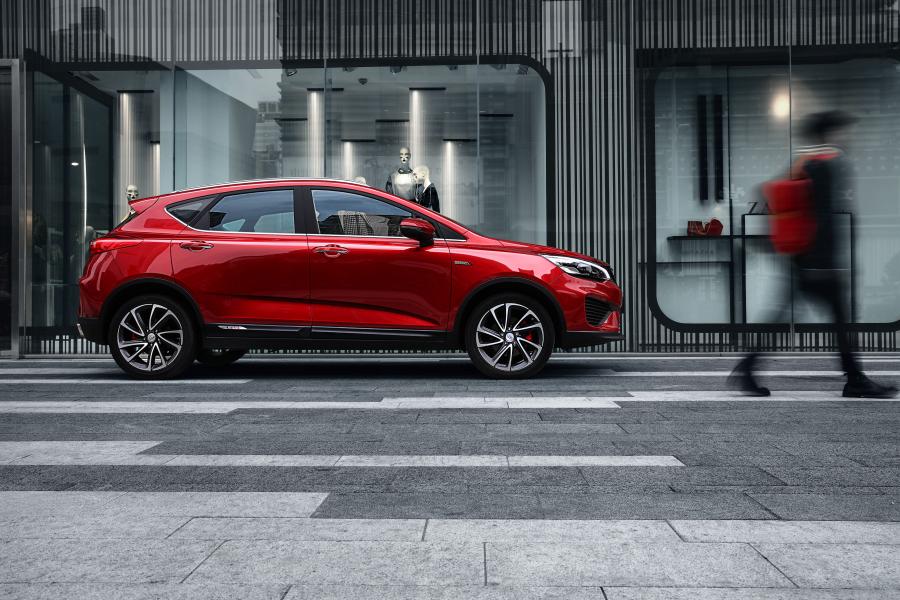  Geely Emgrand GS 2018 года  (фото 31 из 35)